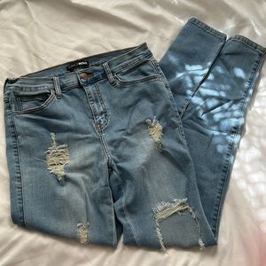 ♡︎ Fashion Nova ♡︎ Glistening Jeans Medium Wash